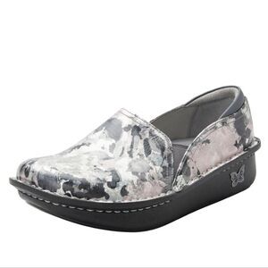 Alegria Debra Clog Flat Comfort Shoe Mix N' Mingle Silver Metal Floral 10.5